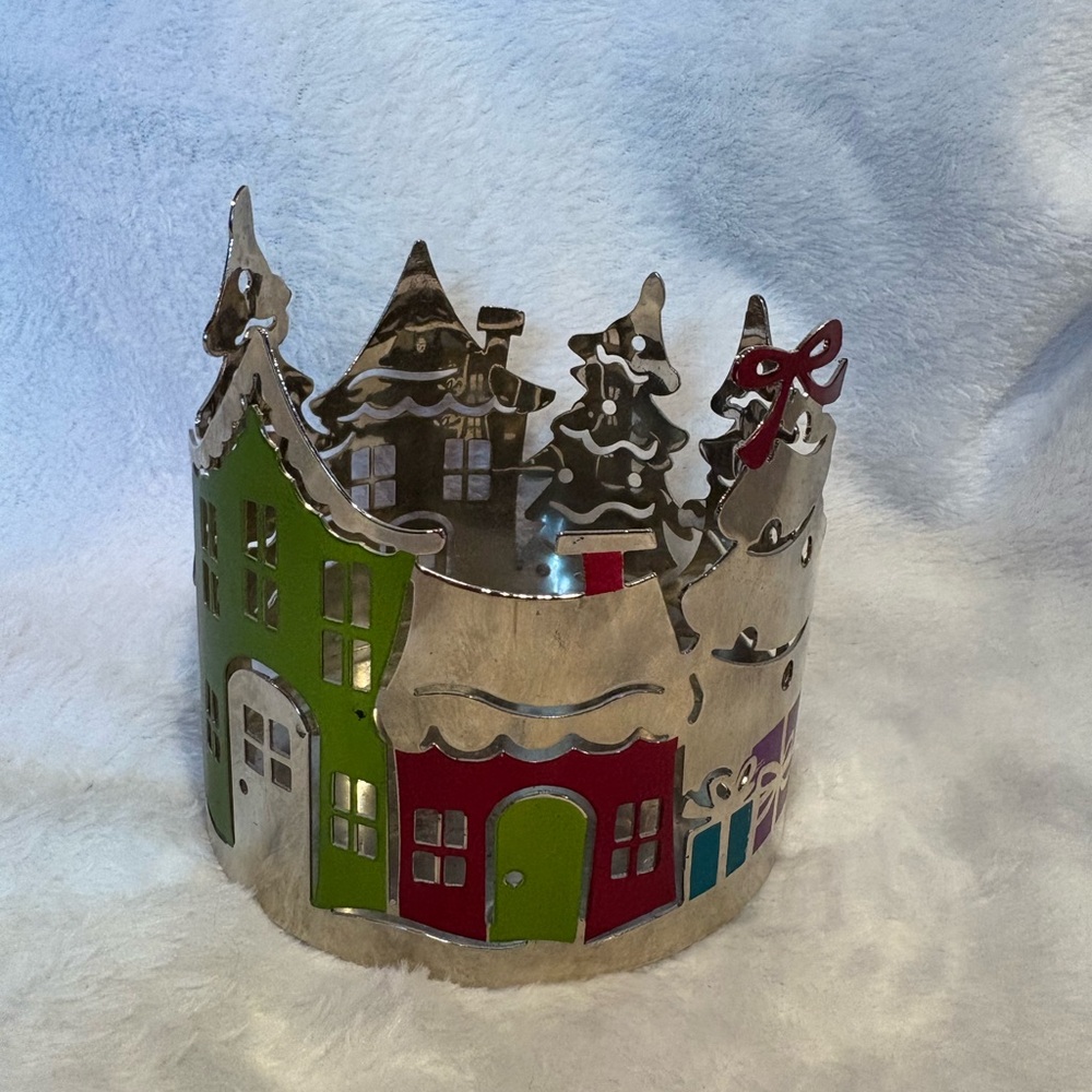 Bath and Body Works Festive Village Candle Holder